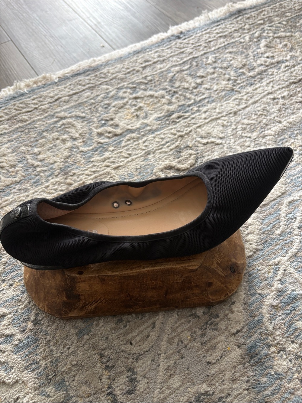Donald J. Pliner Black Pointed Ballet Flats with Logo Accent NWOB - Picture 4 of 5